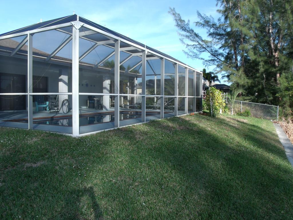 Villa Blue Palm Cape Coral Fl Exterior photo